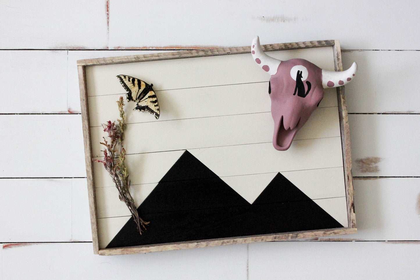 Reclaimed Wood Tray - White & Black Mountain - 12"x8"x2"