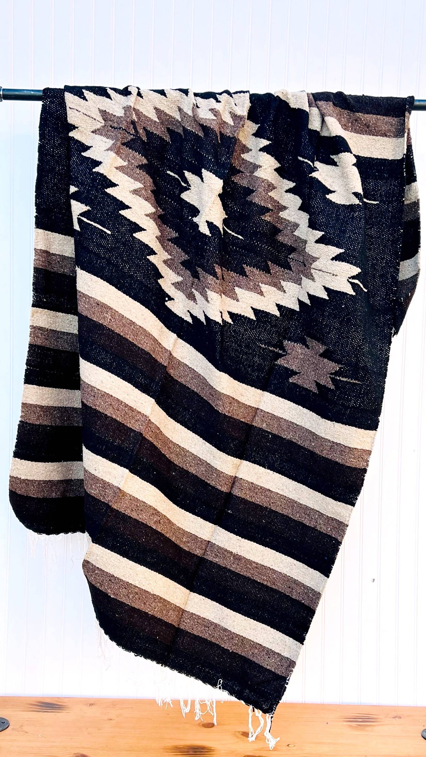 Sea Gypsy California - Obsidian Diamond Throw