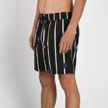 Our top selling Seeker Volleys are back and better than ever! For starters, we've used a 100% polyester fabric with 4-way mechanical stretch and DWR Coating. Two hand pockets are set at the side seams with mesh lining and a velcro closure back pocket to secure your more valuable items. The Seeker Volleys are lightweight, quick drying for all your water activities. They are the perfect all around short for hot tub marathons, backyard pool parties, that secret swimming hole or hangin at the beach