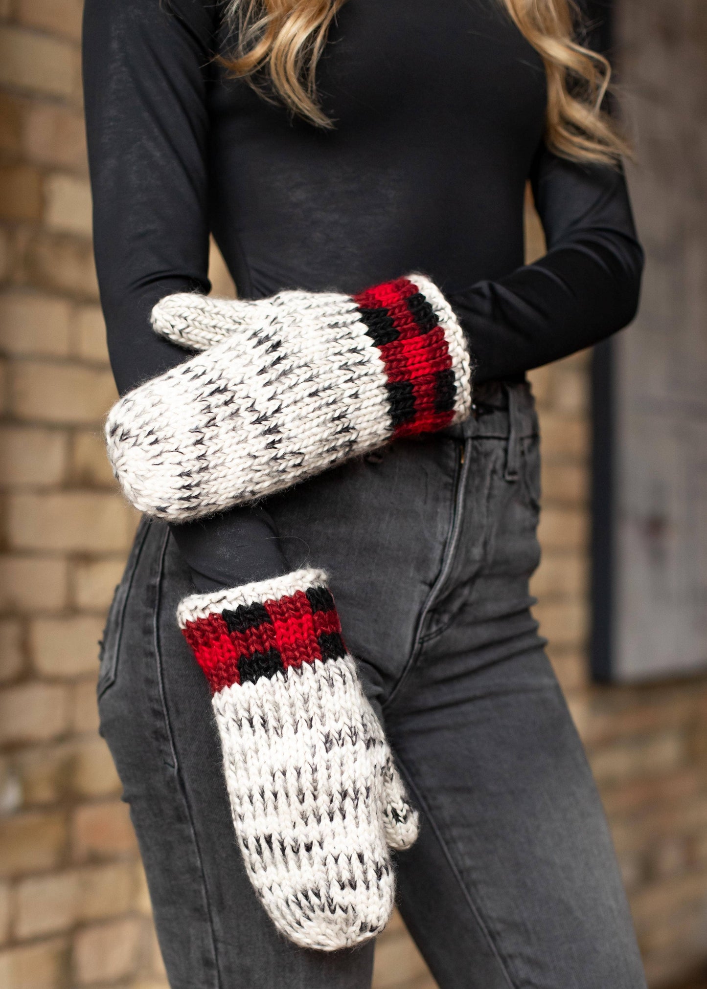 Heather Grey Knit Mittens
