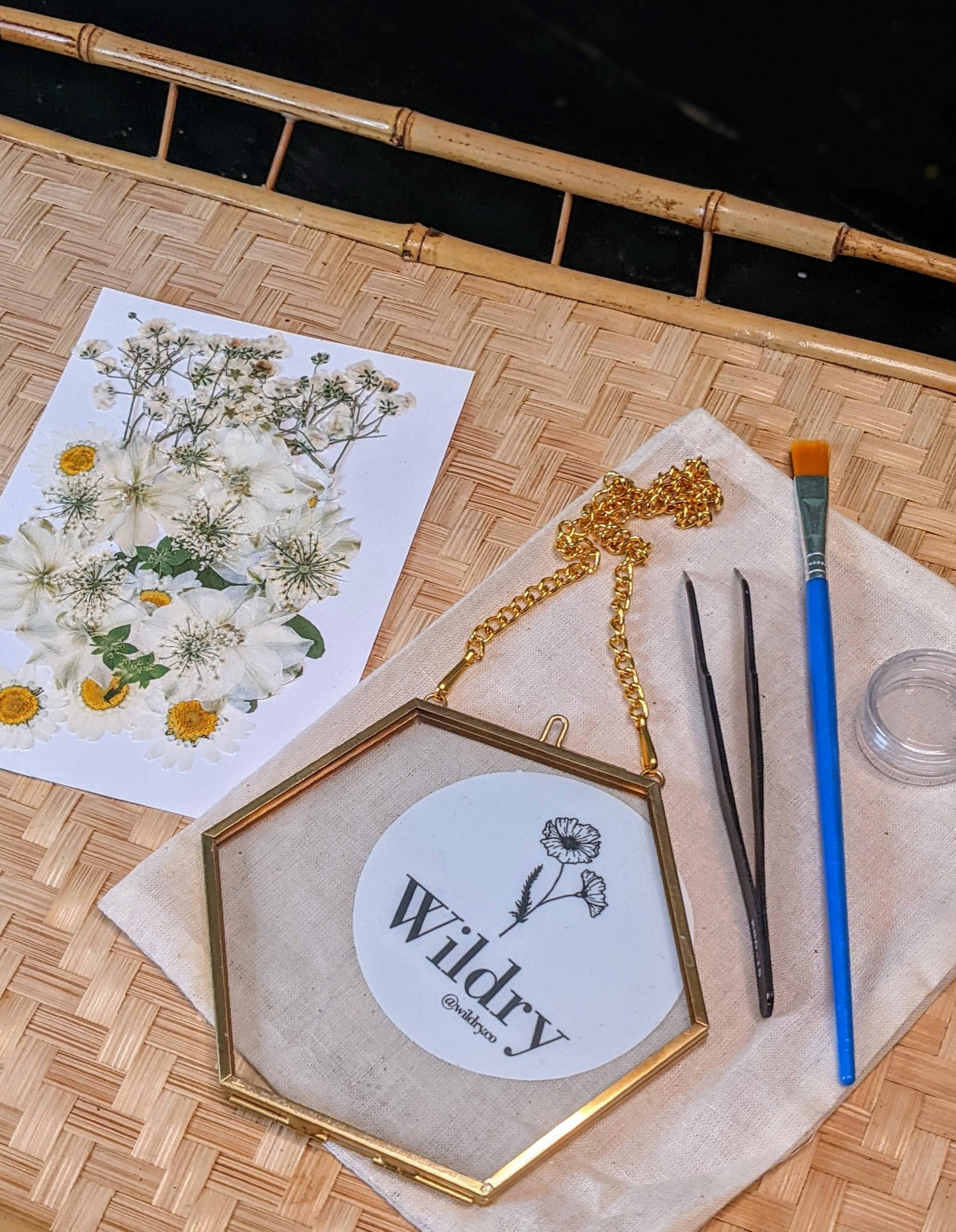DIY Pressed Flower Frame Kit
