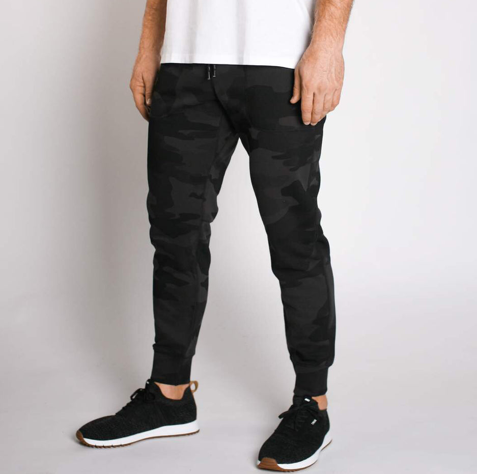 Mills Jogger - Black Camo