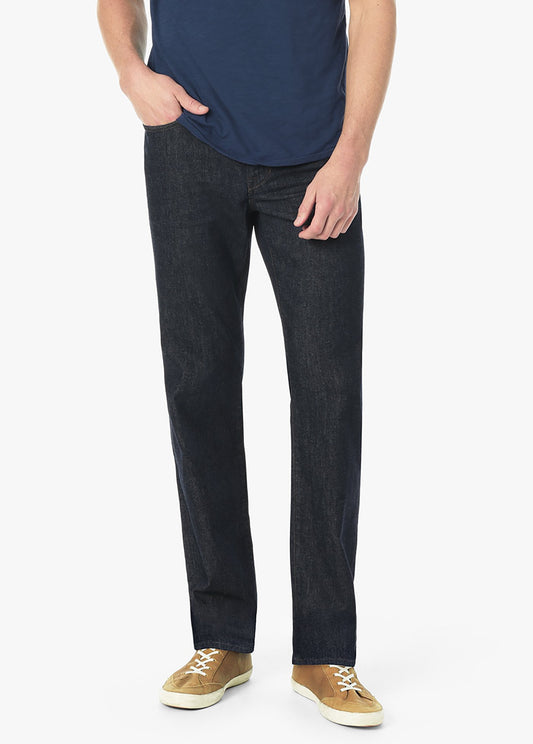 The name of this Joe's Jeans cut tells you everything you need to know. The Classic features straight legs, signature details, and durable cotton construction.