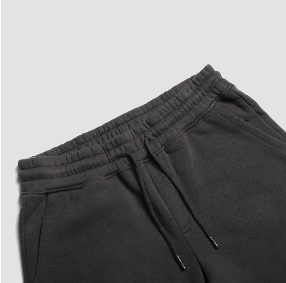 Premium lofty brushed fleece swear shorts. Heavyweight, warm and super comfortable! Made from 60% cotton and 40% recycled polyester. 